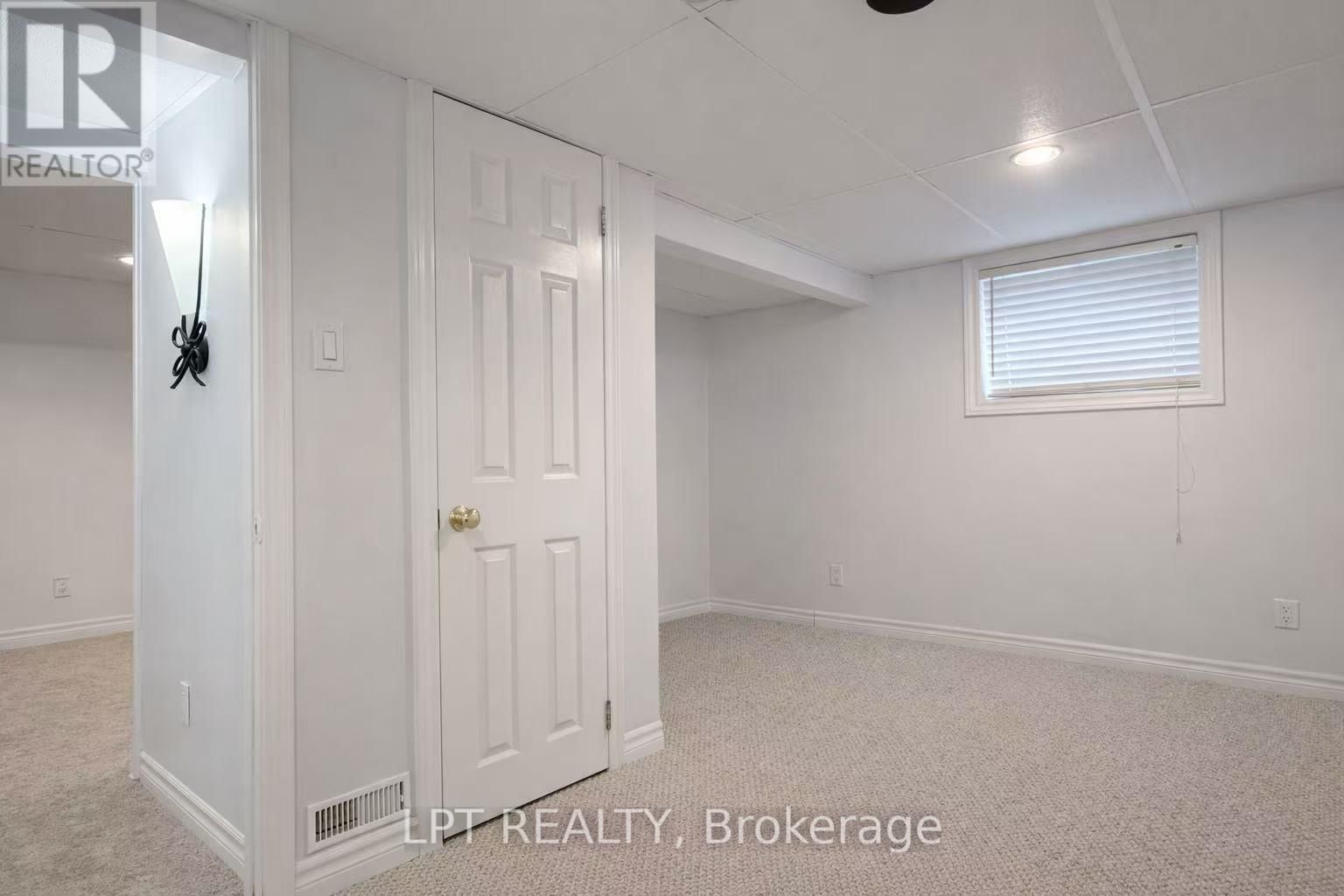 228 PINE COVE ROAD Image 19