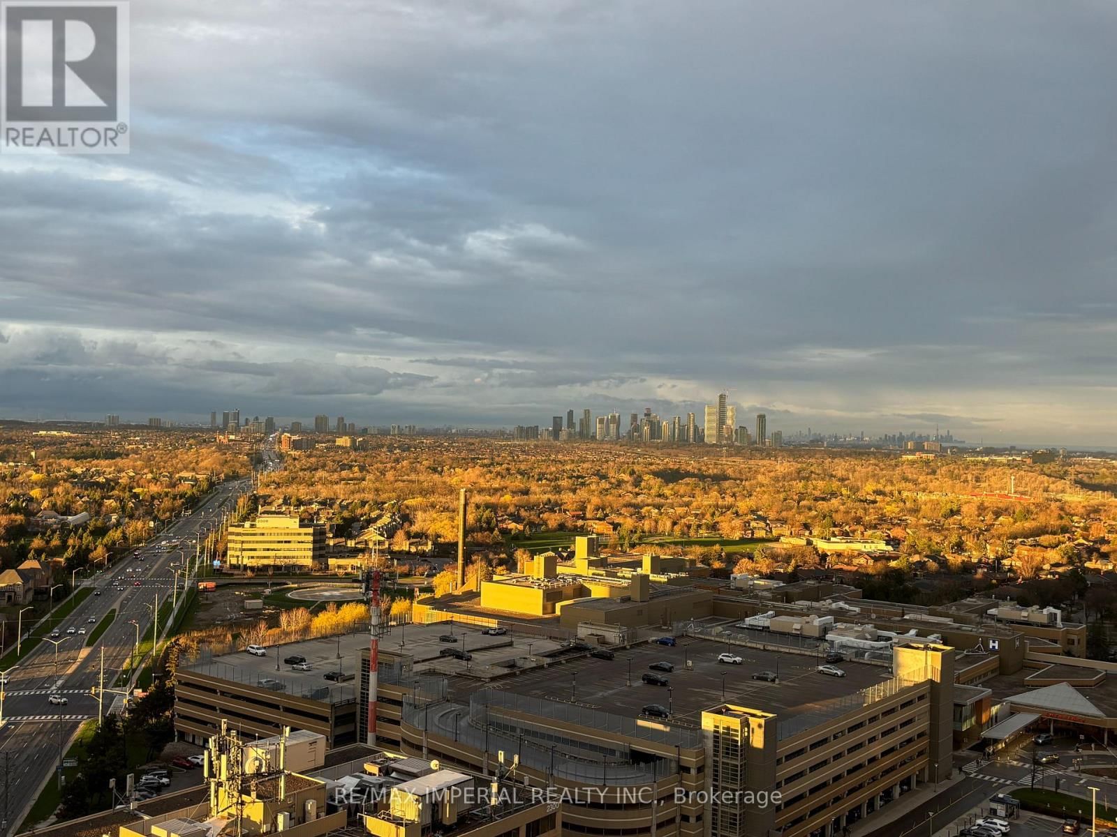 1607 - 2520 EGLINTON AVENUE WEST Image 23