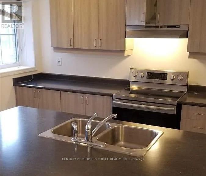 281 MURLOCK HEIGHTS Image 12