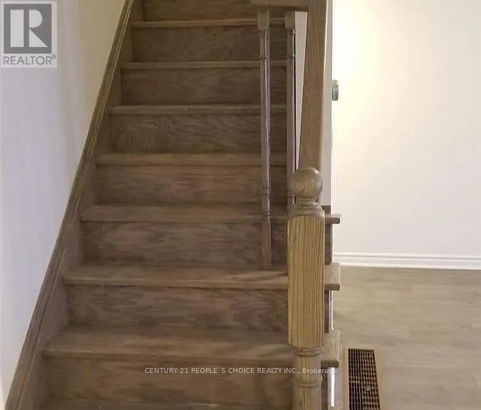 281 MURLOCK HEIGHTS Image 8