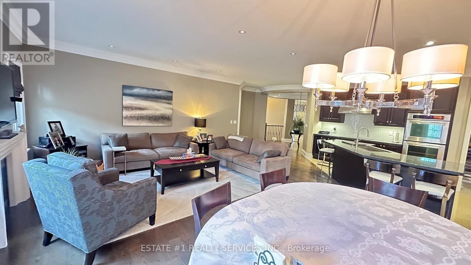 48 BEACON HILL DRIVE Image 9