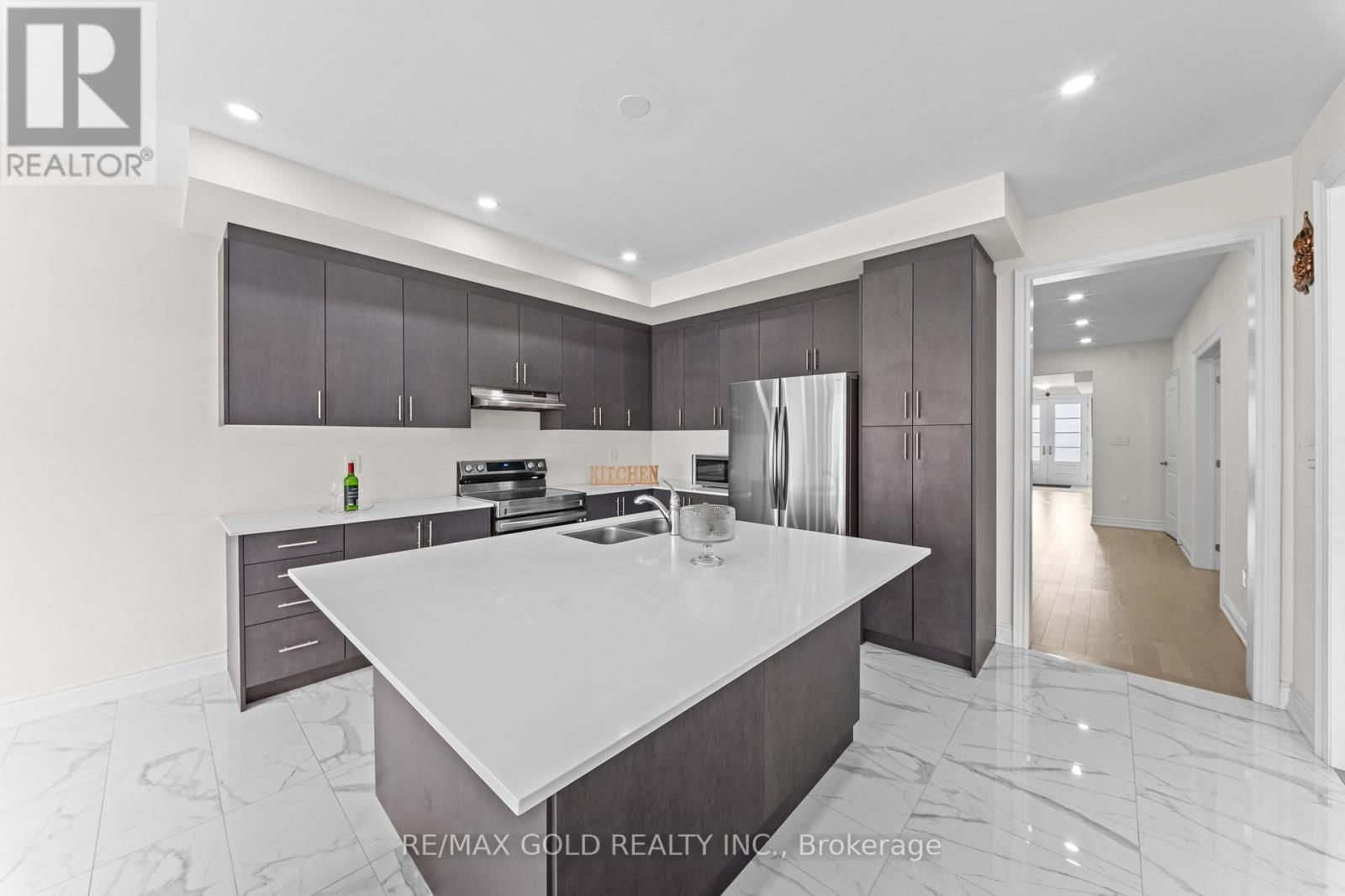 105 WALKER ROAD WEST Image 18