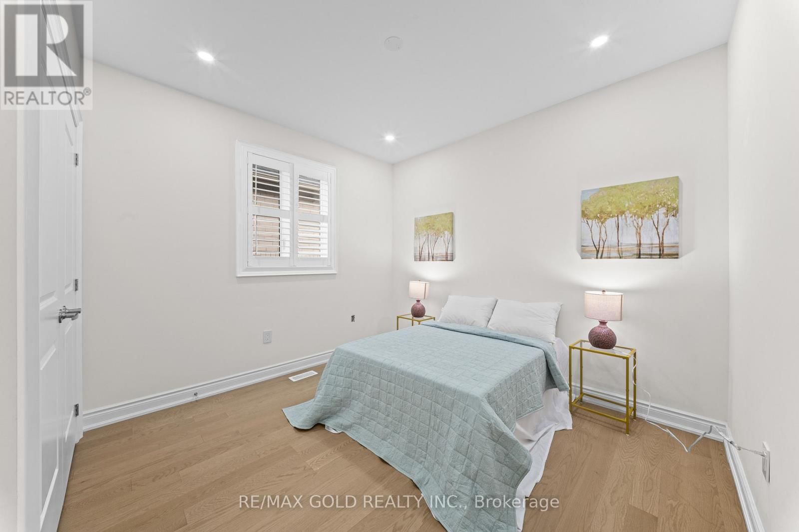 105 WALKER ROAD WEST Image 45