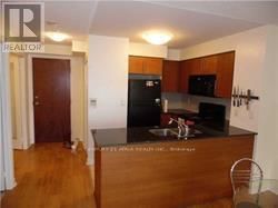 1808 - 310 BURNHAMTHORPE ROAD Image 6