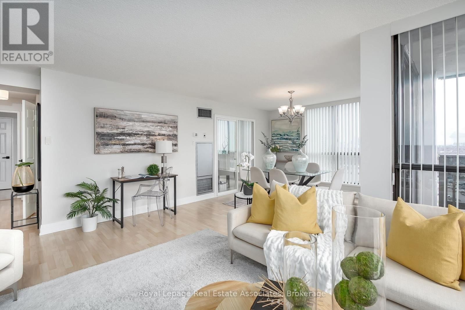 909 - 1155 BOUGH BEECHES BOULEVARD Image 10