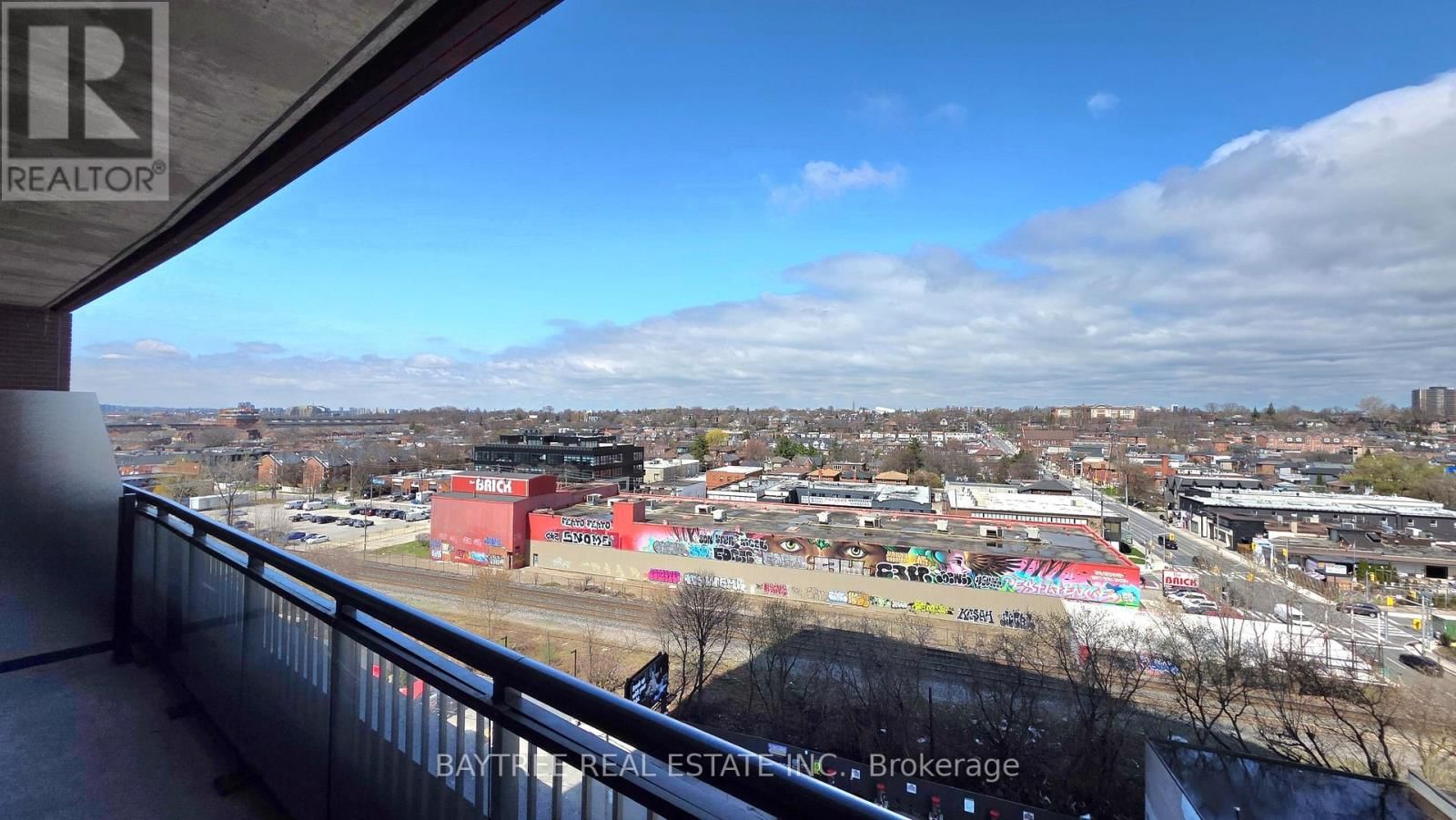 723 - 1185 DUPONT STREET Image 17