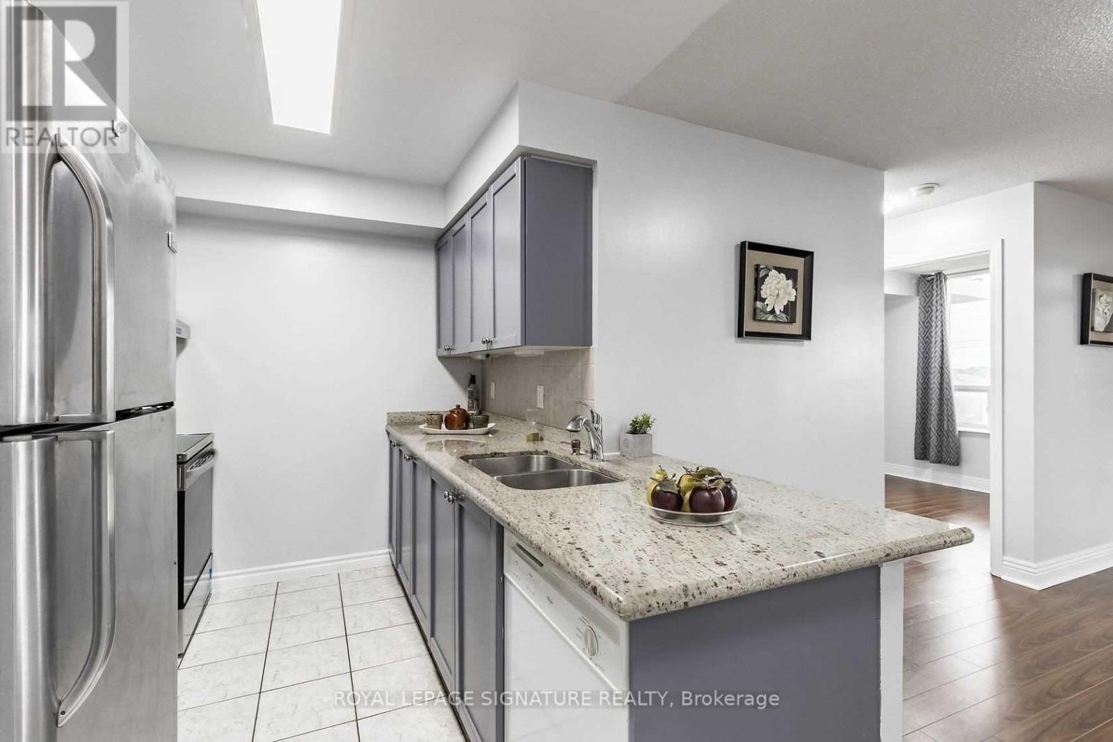 515 - 55 STRATHAVEN DRIVE Image 6