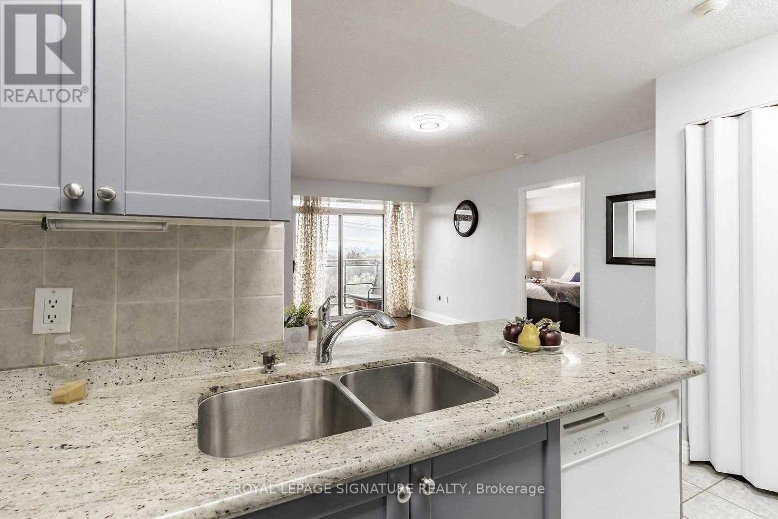 515 - 55 STRATHAVEN DRIVE Image 7