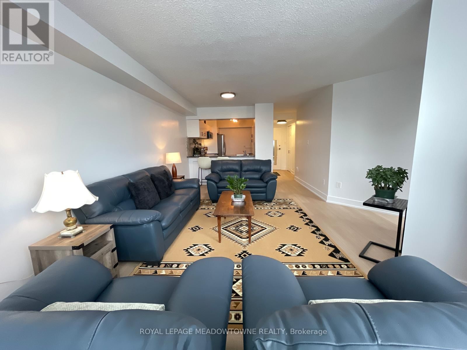 #309 - 236 ALBION ROAD Image 1