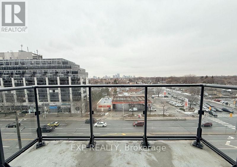 505 - 1007 THE QUEENSWAY WAY Image 11