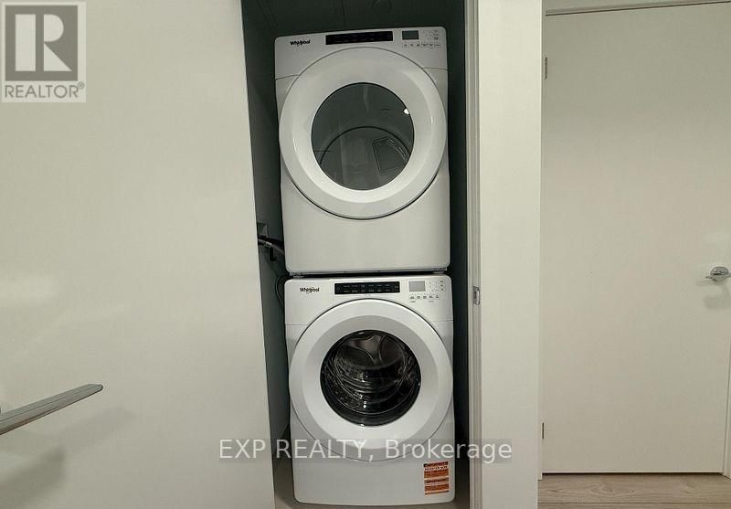 505 - 1007 THE QUEENSWAY WAY Image 9