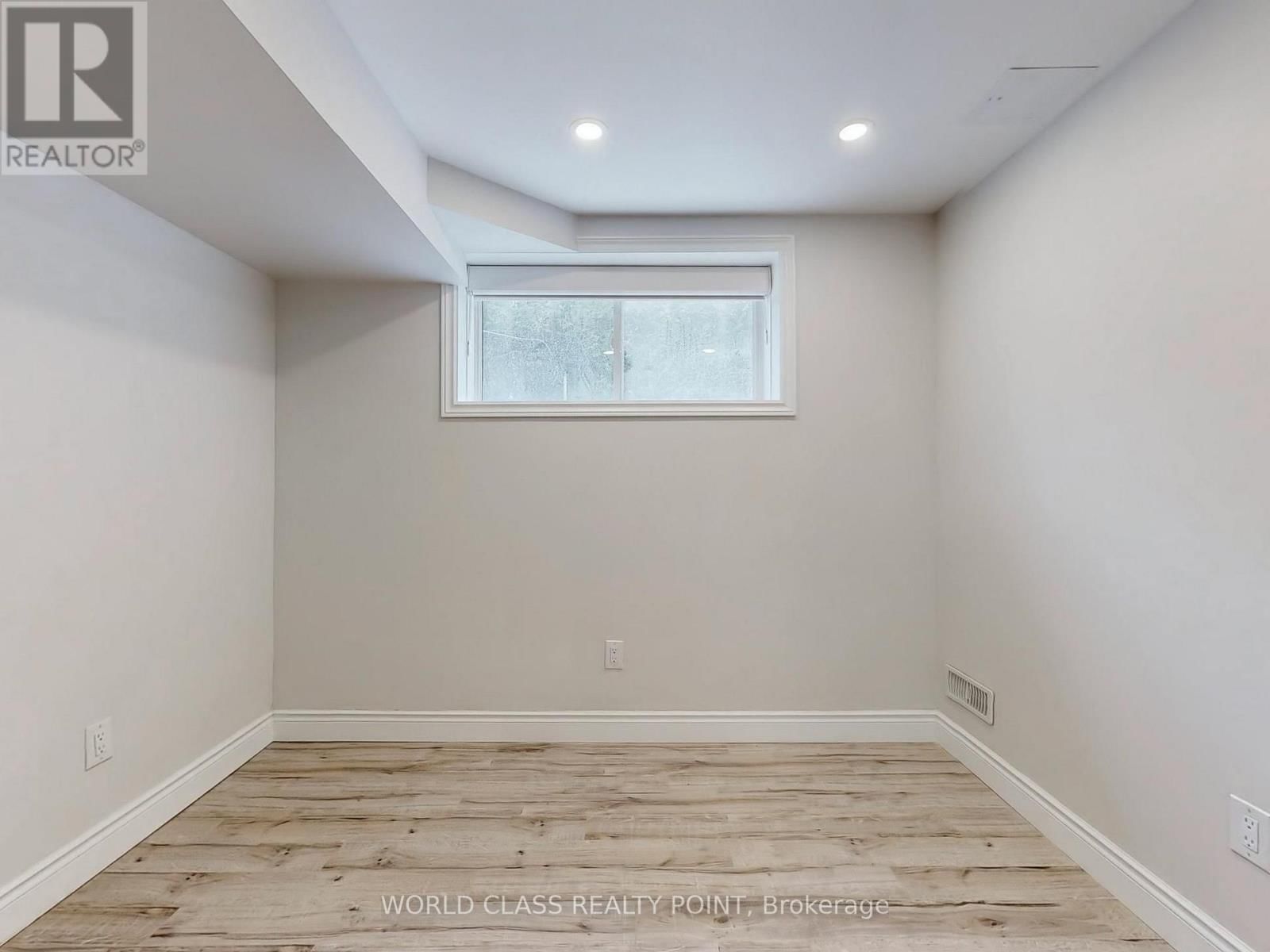 BSMT 2290 CANONRIDGE CIRCLE Image 20