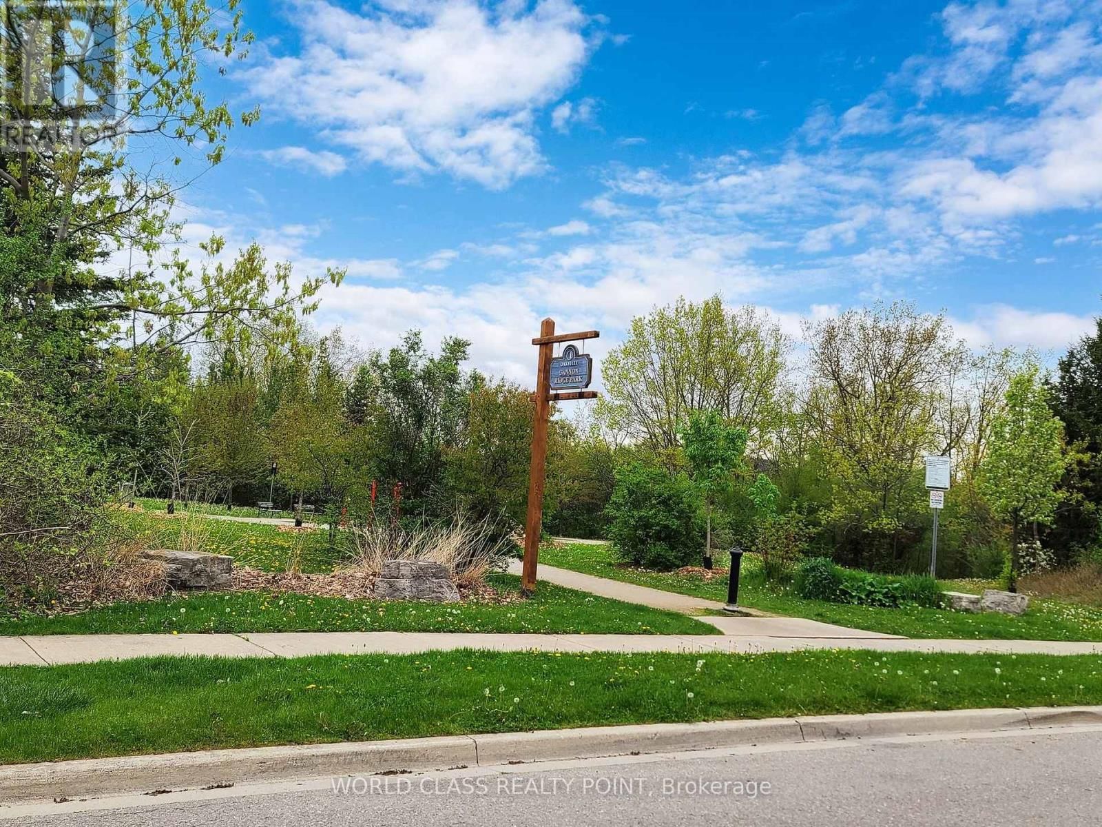 BSMT 2290 CANONRIDGE CIRCLE Image 27