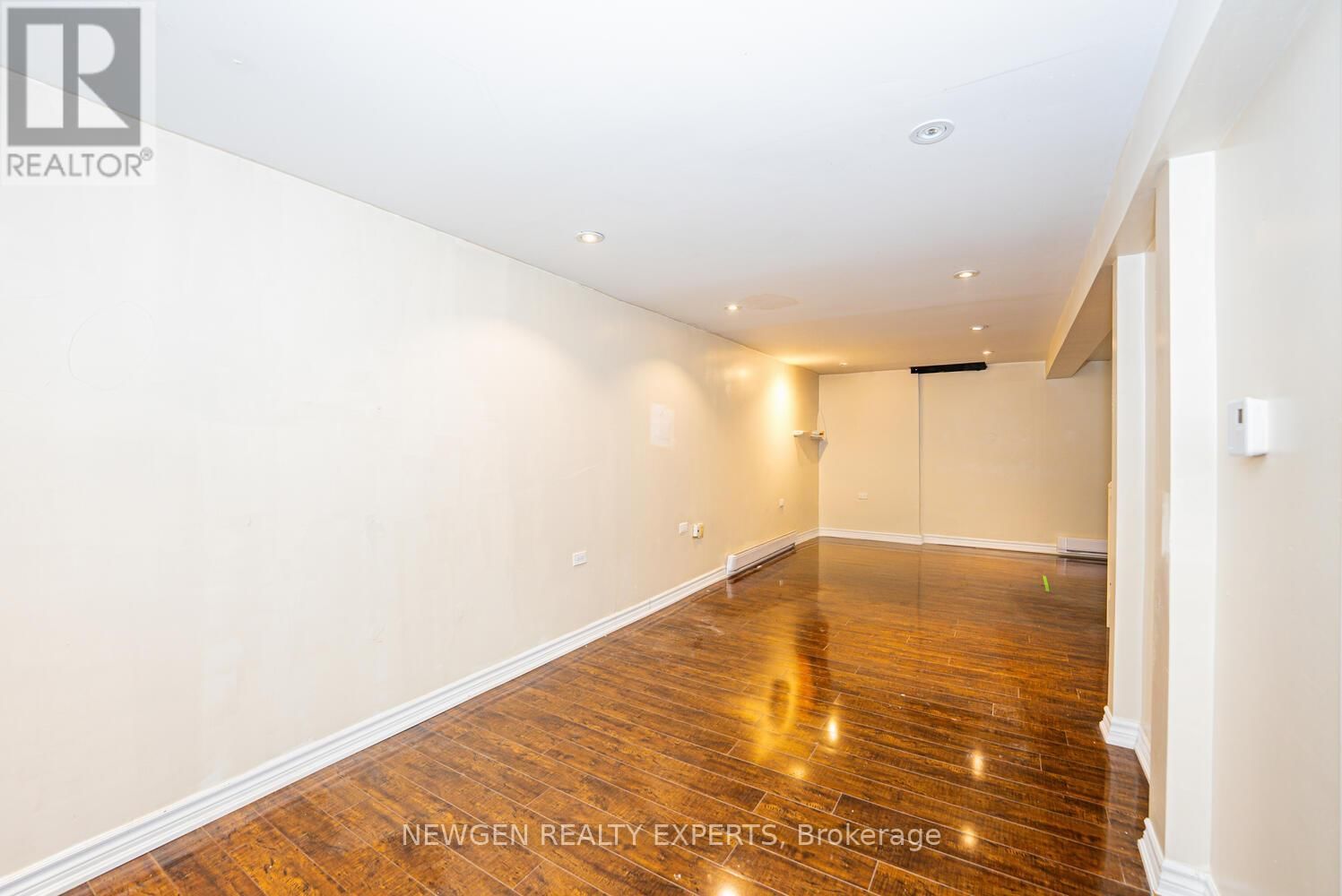 1 JACOBS SQUARE Image 28