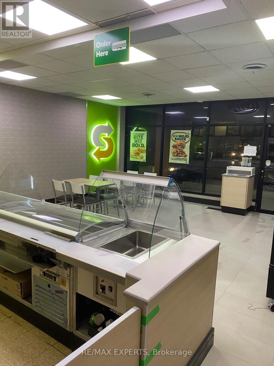 41 KENNEDY ROAD NORTH Image 2