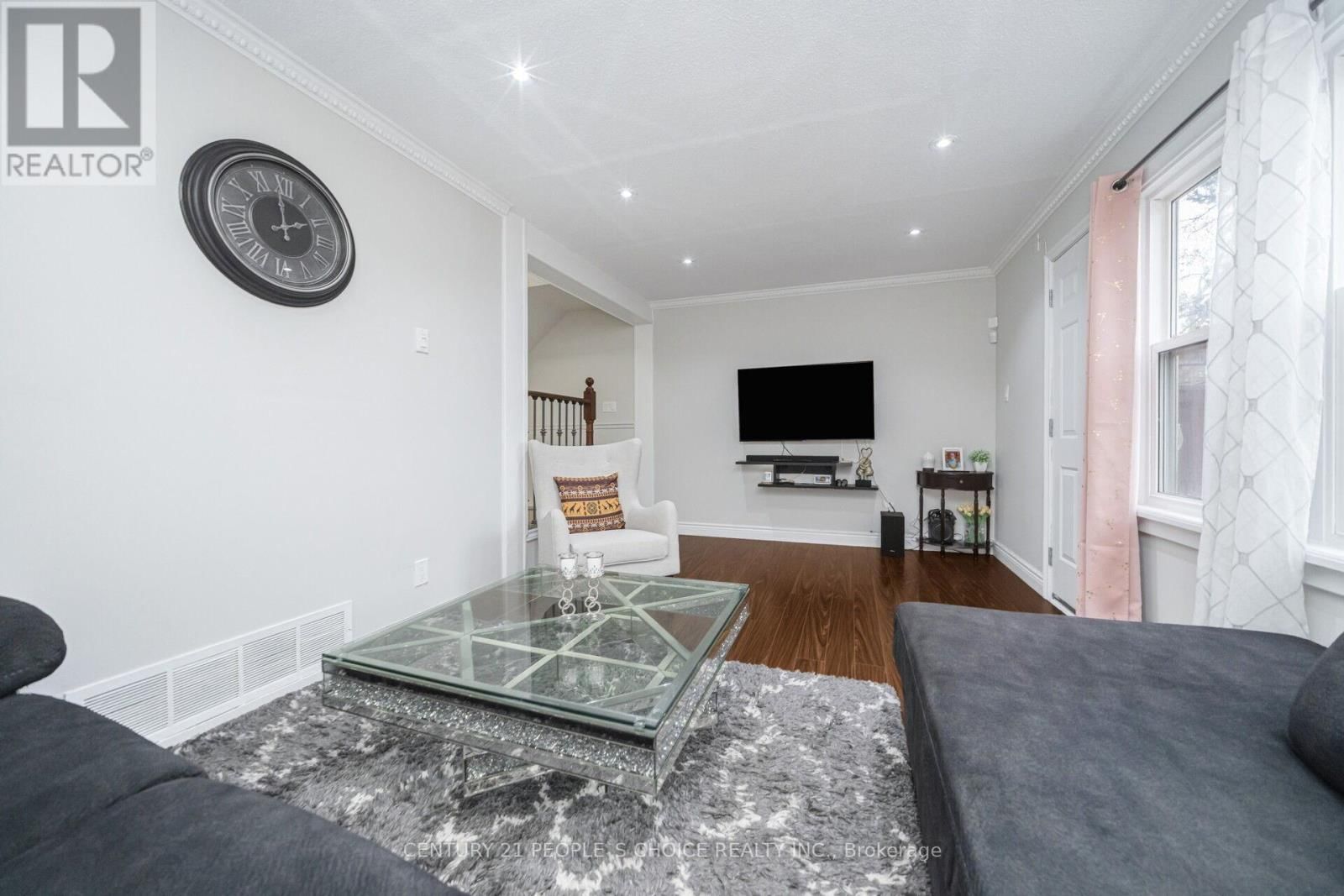 10 EDEN PARK DRIVE Image 10