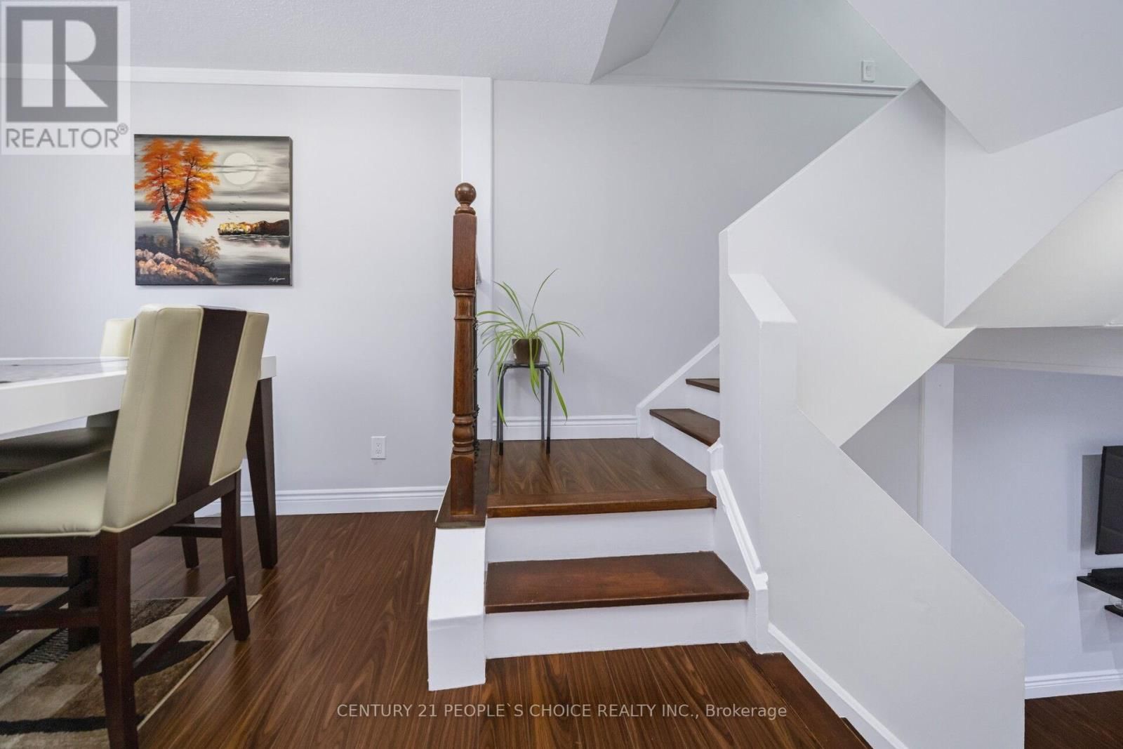 10 EDEN PARK DRIVE Image 24