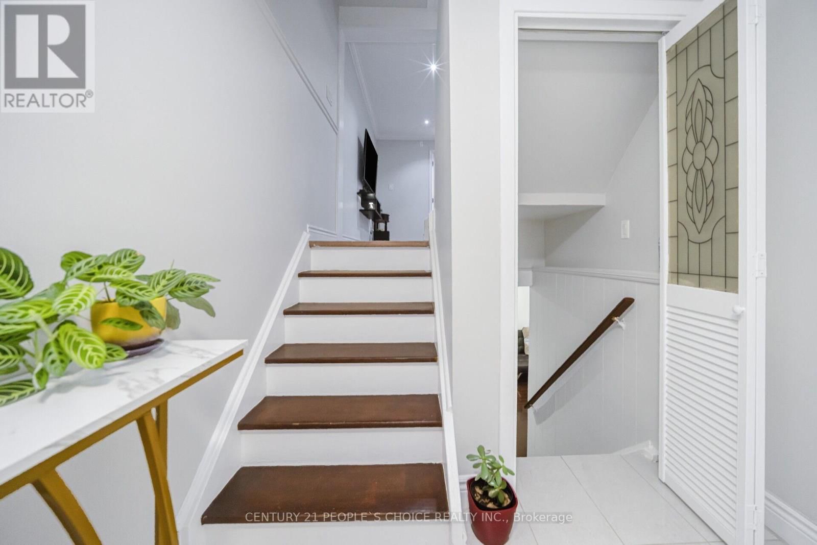 10 EDEN PARK DRIVE Image 6