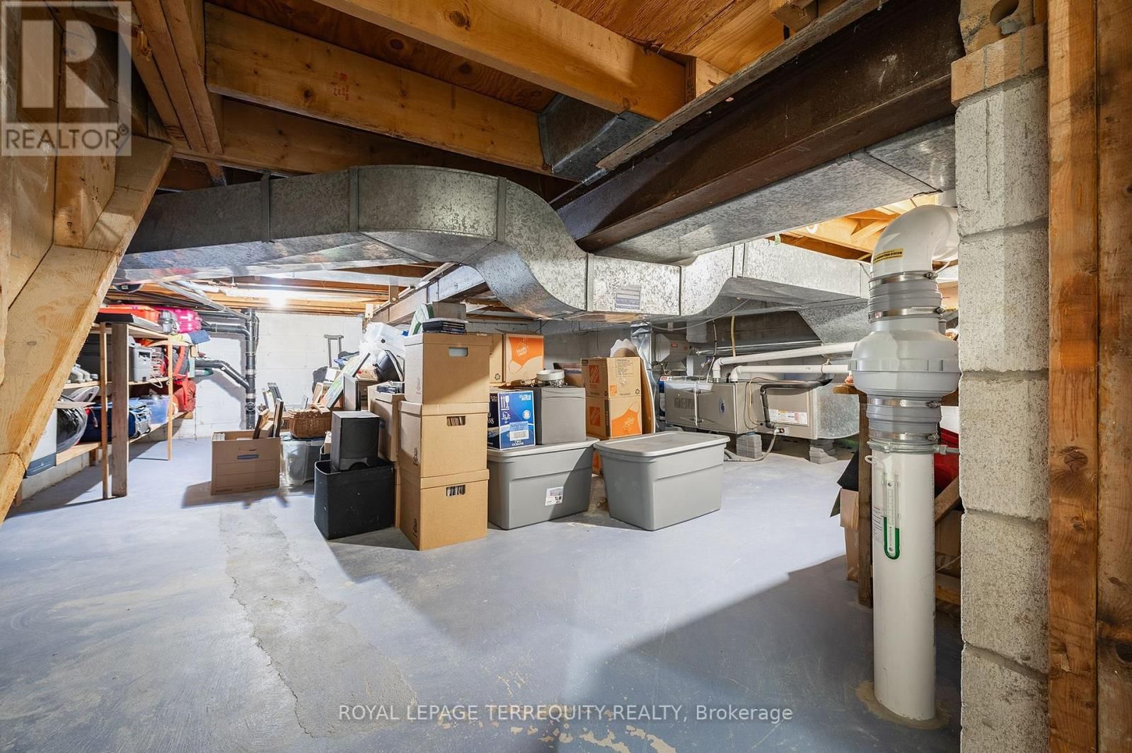 6 EARLINGTON AVENUE Image 36