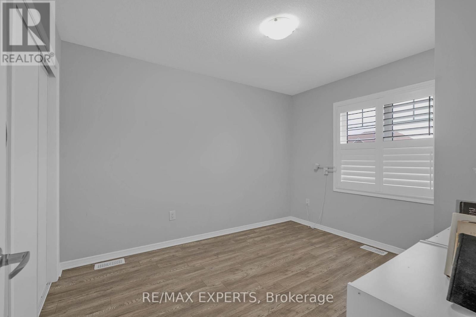 22 HOOVER ROAD Image 24