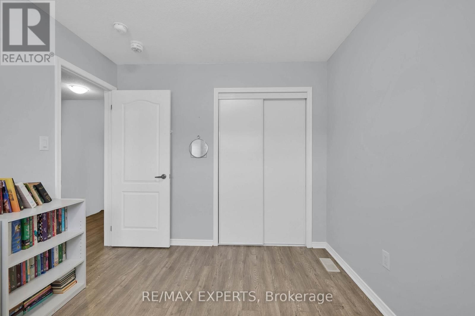 22 HOOVER ROAD Image 25