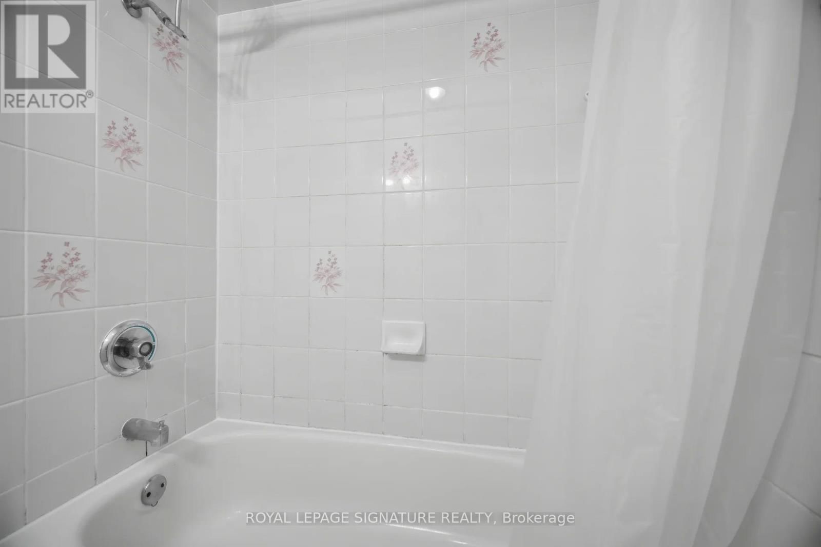 77 YPRES ROAD Image 23