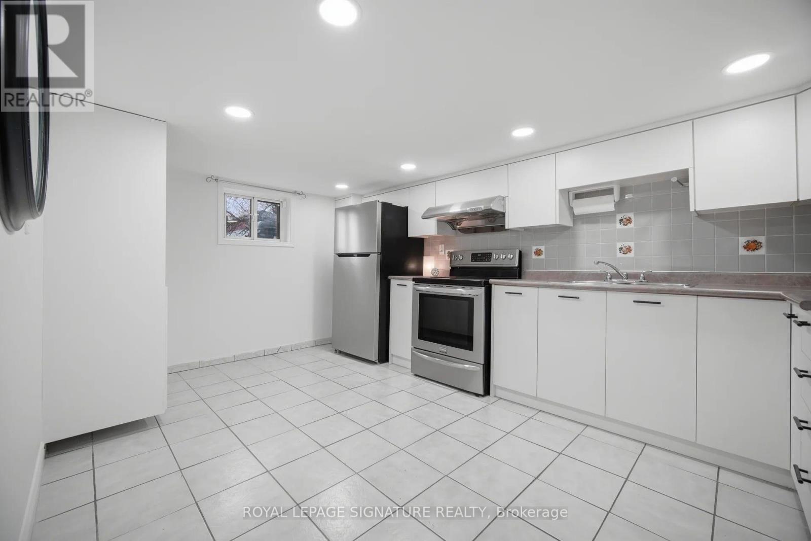 77 YPRES ROAD Image 30