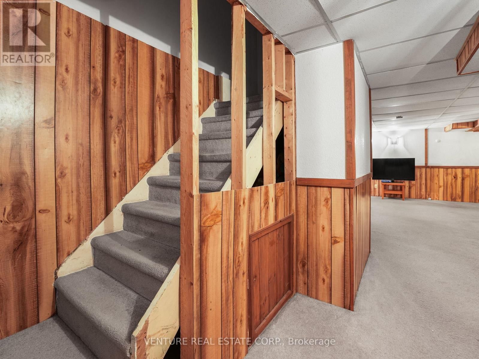 7 - 6779 GLEN ERIN DRIVE Image 24