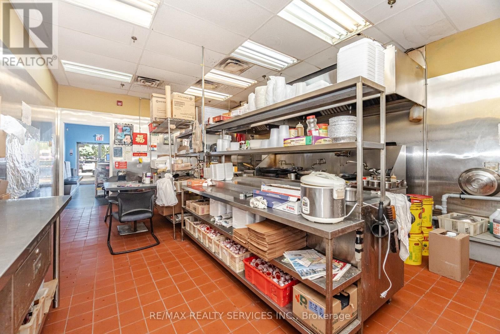 8A - 180 SANDALWOOD PARKWAY EAST Image 13