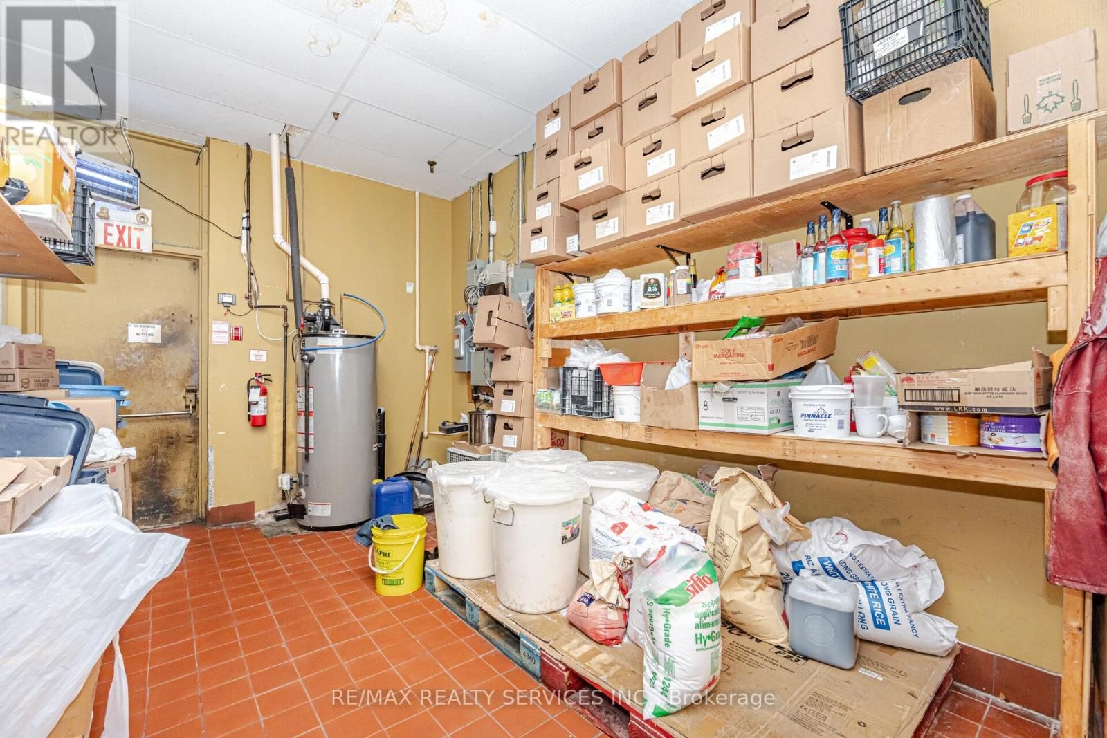 8A - 180 SANDALWOOD PARKWAY EAST Image 18