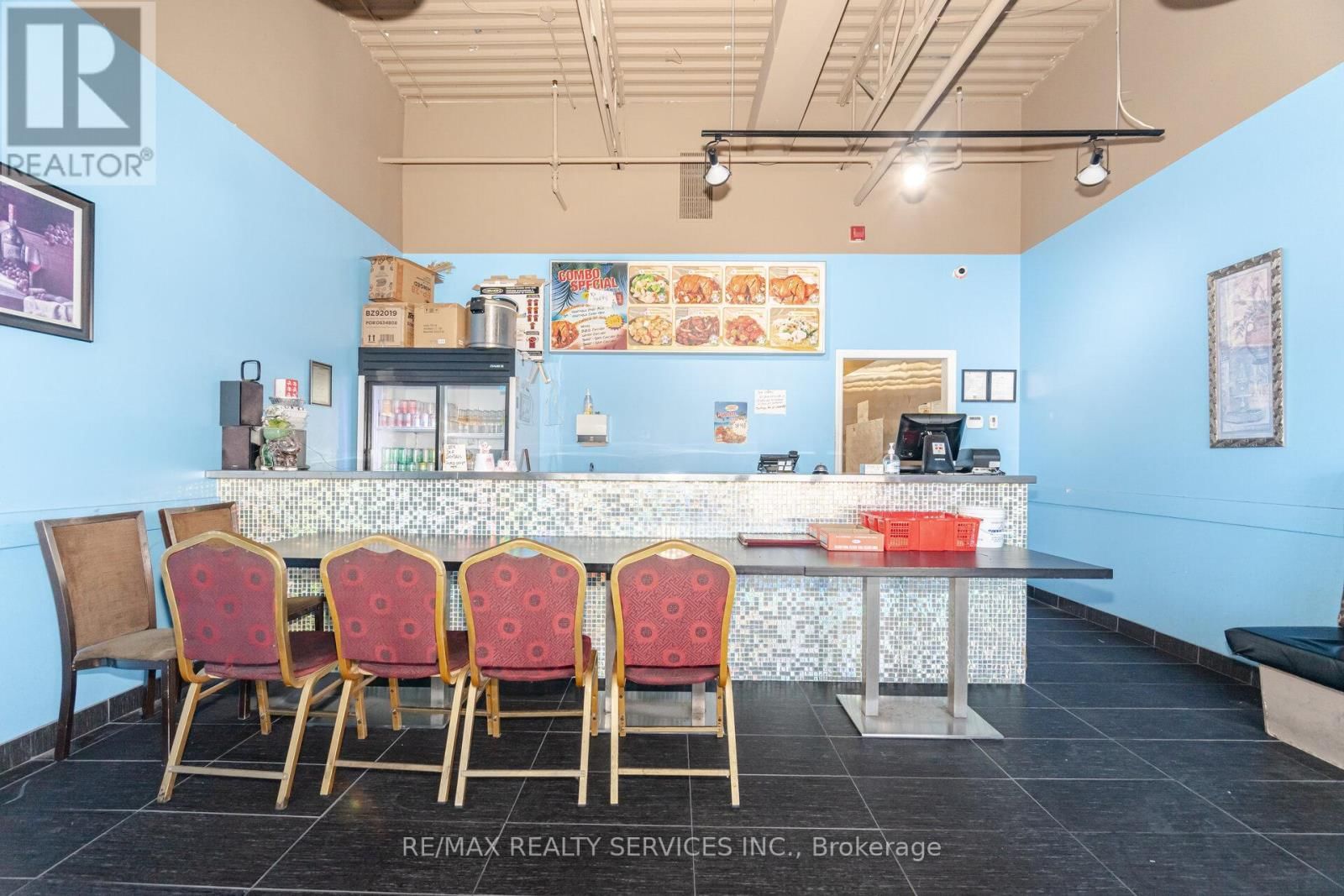 8A - 180 SANDALWOOD PARKWAY EAST Image 4