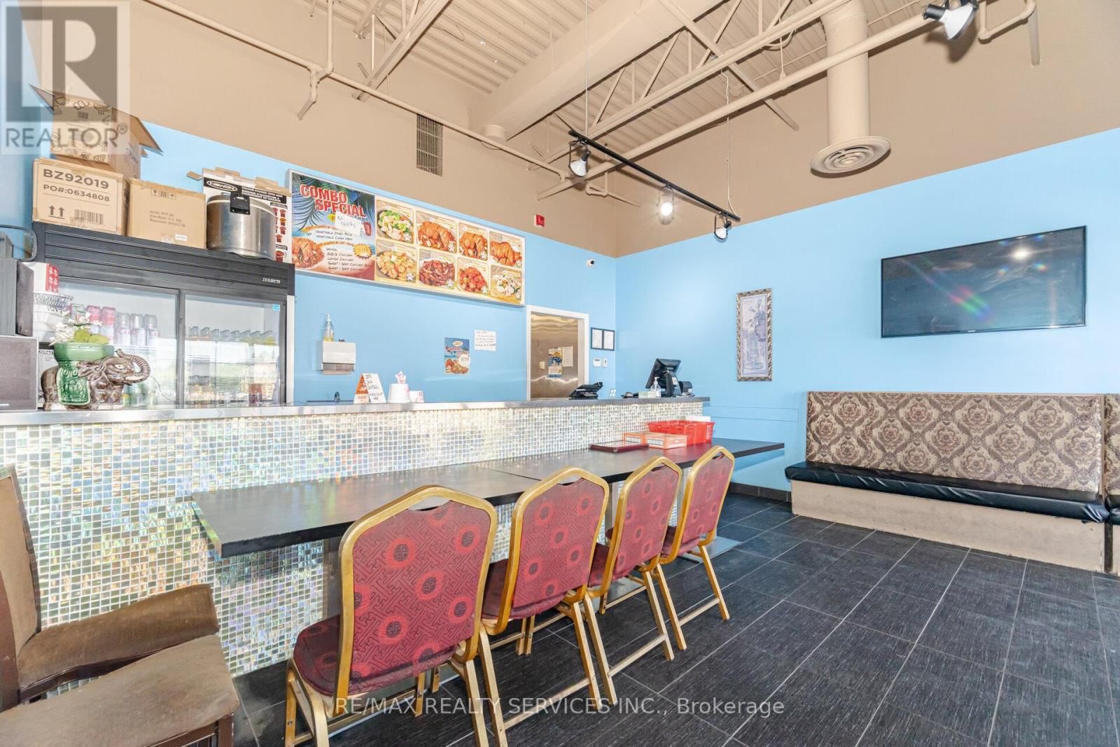 8A - 180 SANDALWOOD PARKWAY EAST Image 5