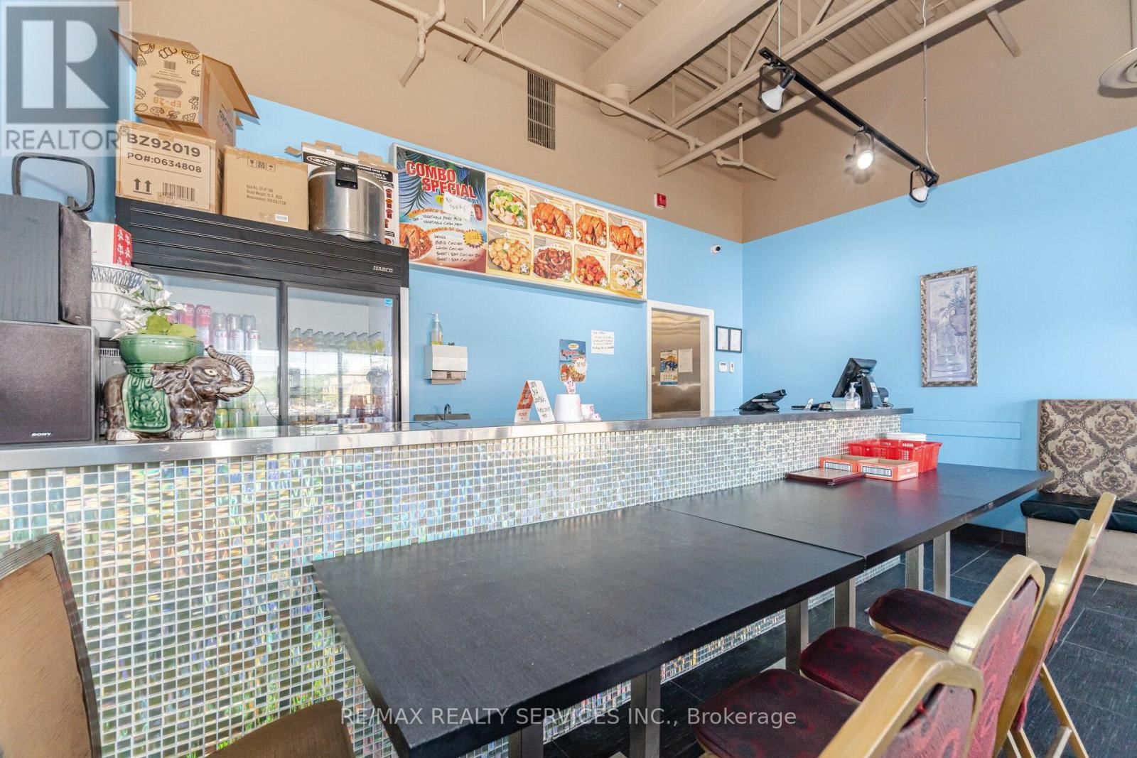 8A - 180 SANDALWOOD PARKWAY EAST Image 6