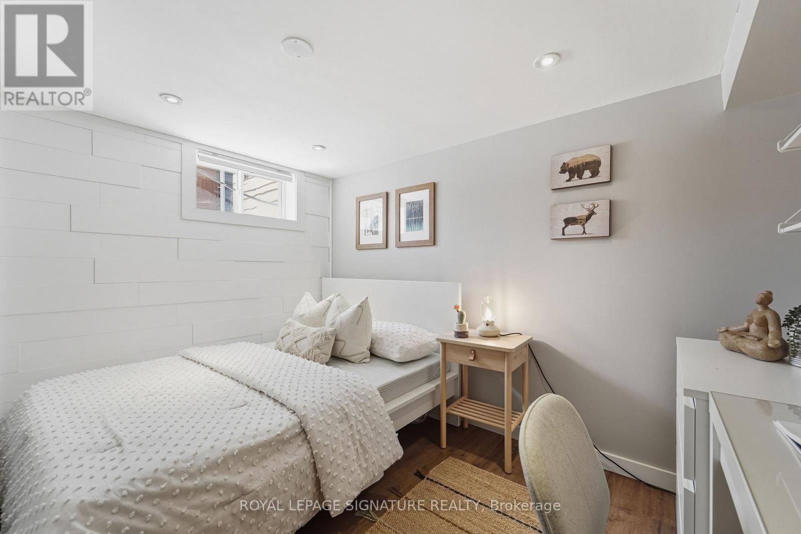 33 COCHRANE DRIVE WEST Image 17