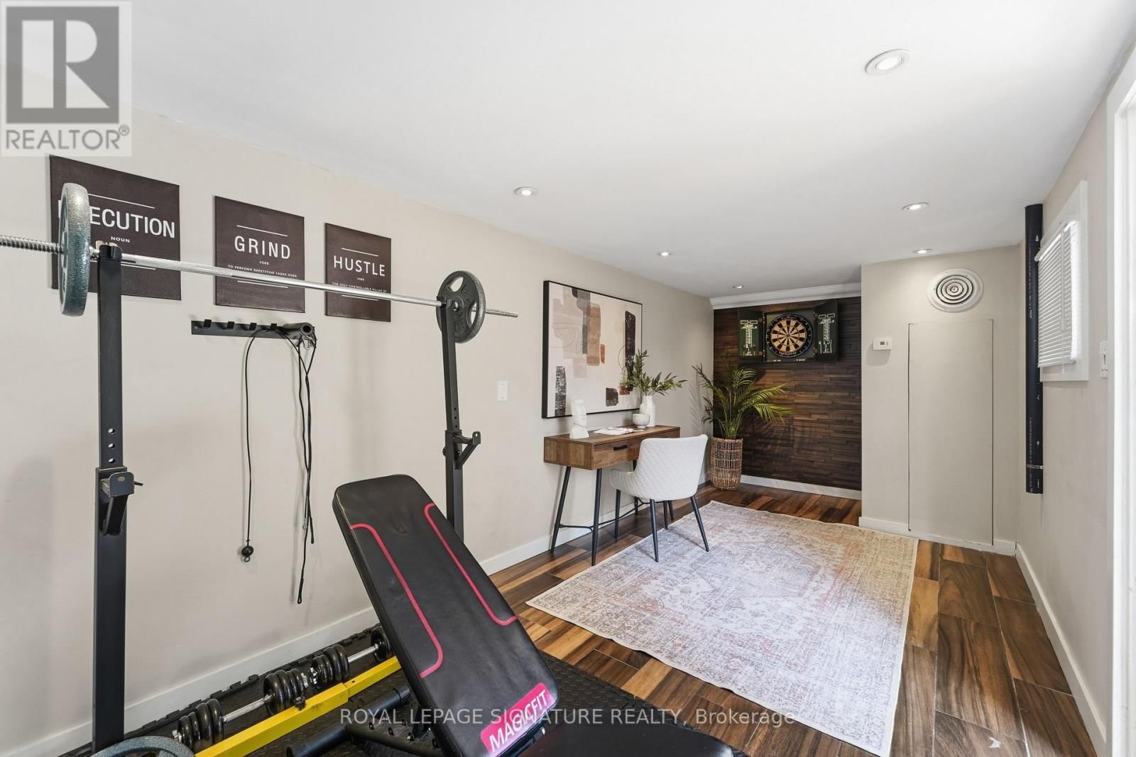 33 COCHRANE DRIVE WEST Image 28