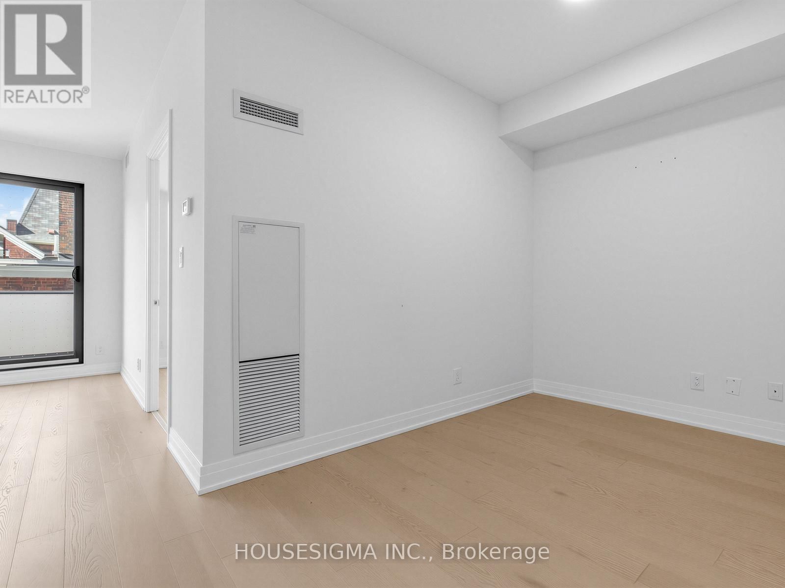 215 - 430 RONCESVALLES AVENUE Image 11