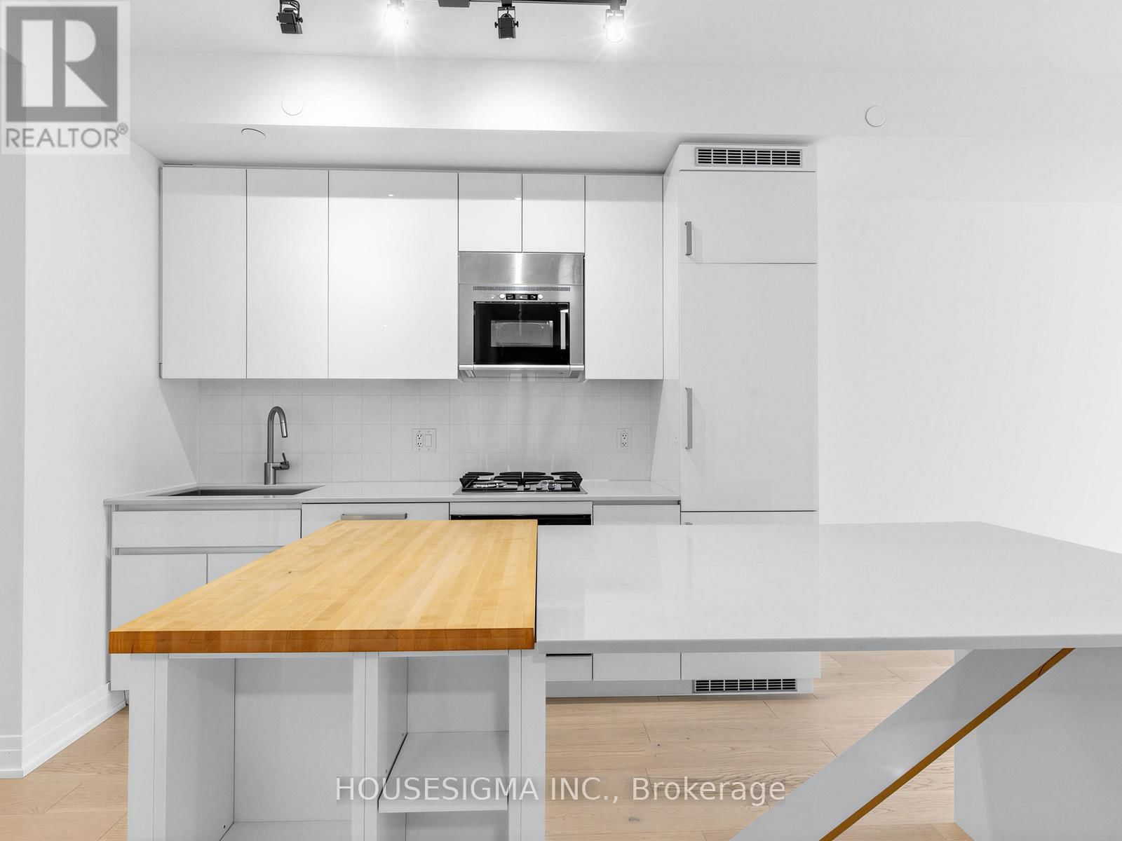 215 - 430 RONCESVALLES AVENUE Image 6