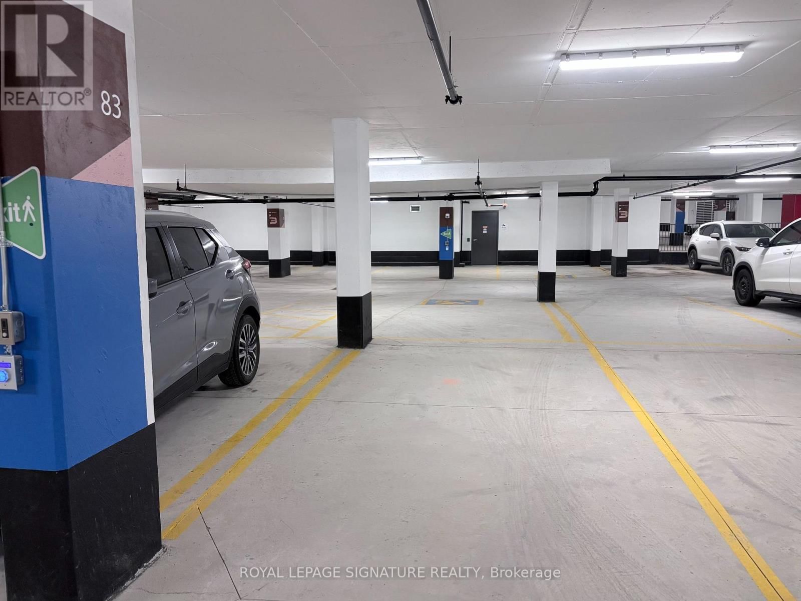 1810 - 60 CENTRAL PARK ROAD WAY Image 12