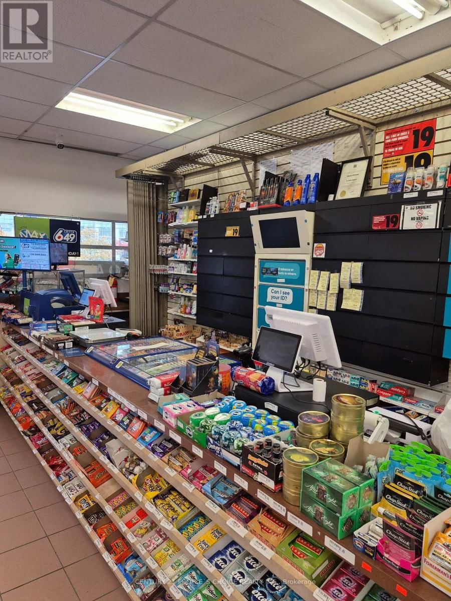 3 - 1900 LAKESHORE ROAD WEST Image 10