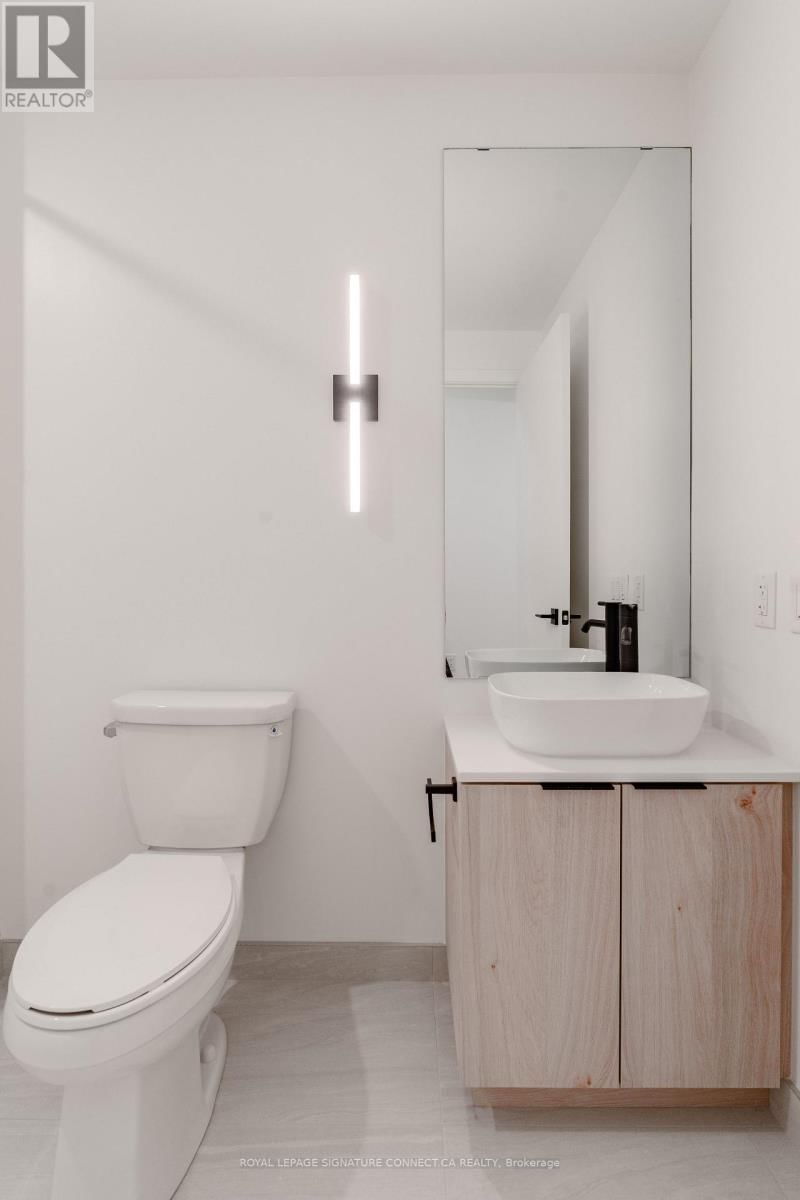 718 - 1185 DUPONT STREET Image 16