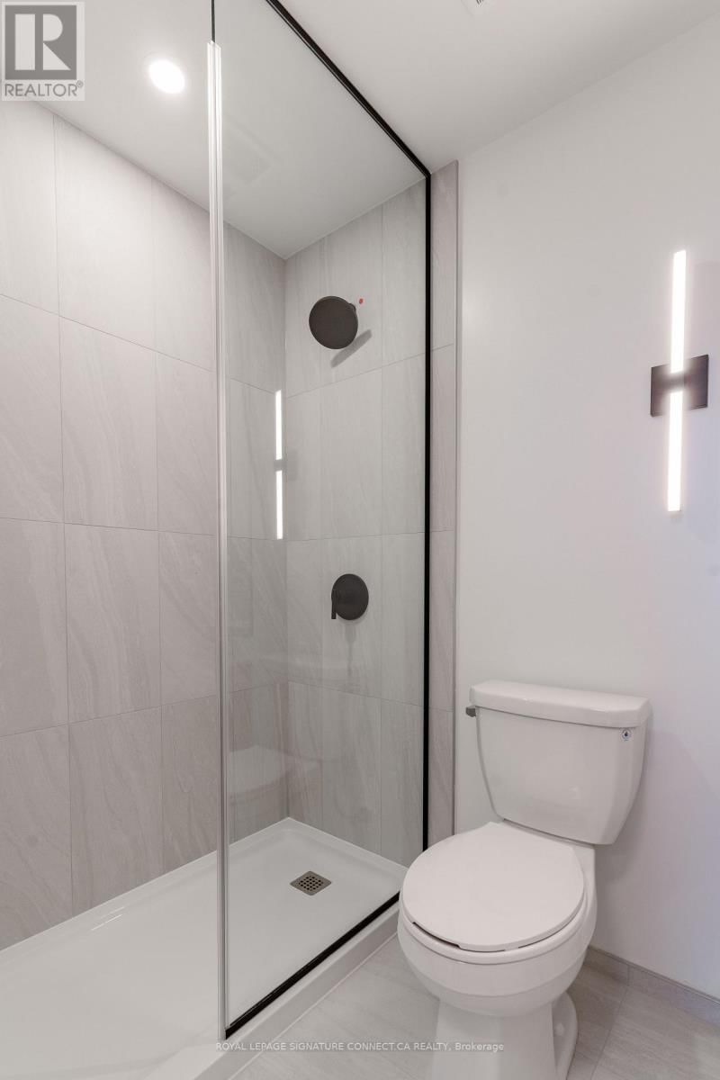 718 - 1185 DUPONT STREET Image 18