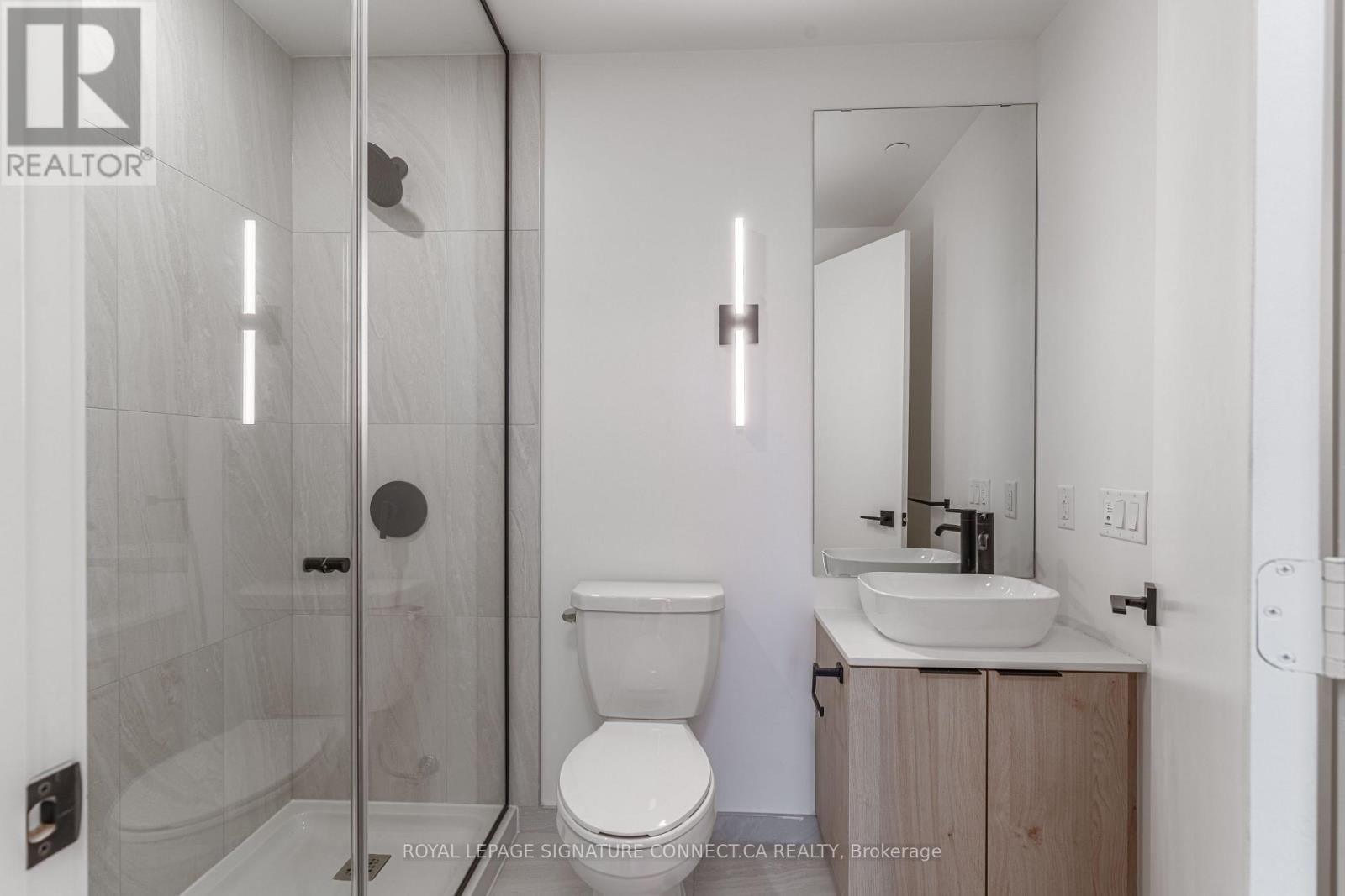 417 - 1185 DUPONT STREET Image 17