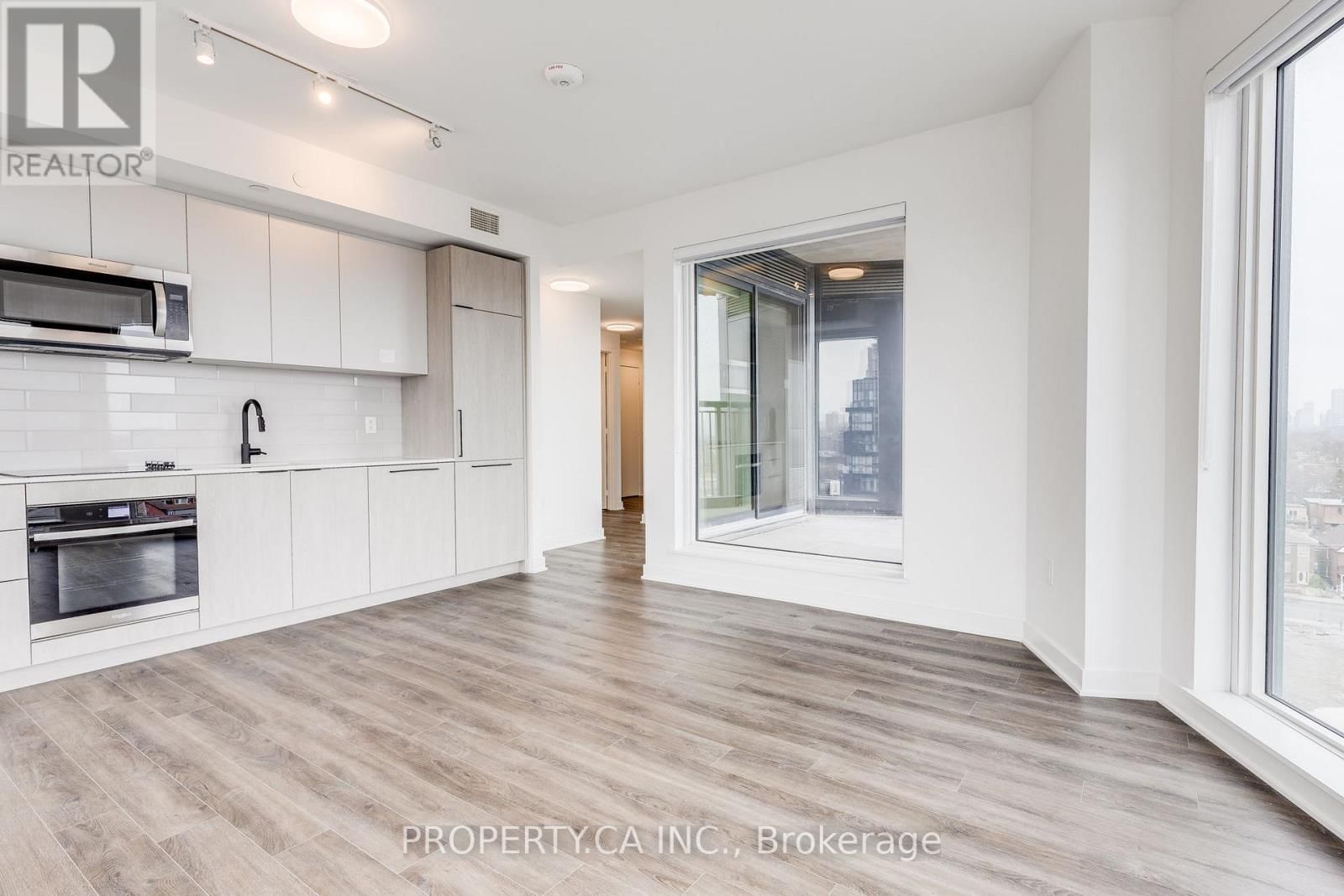 607 - 1185 DUPONT STREET Image 11