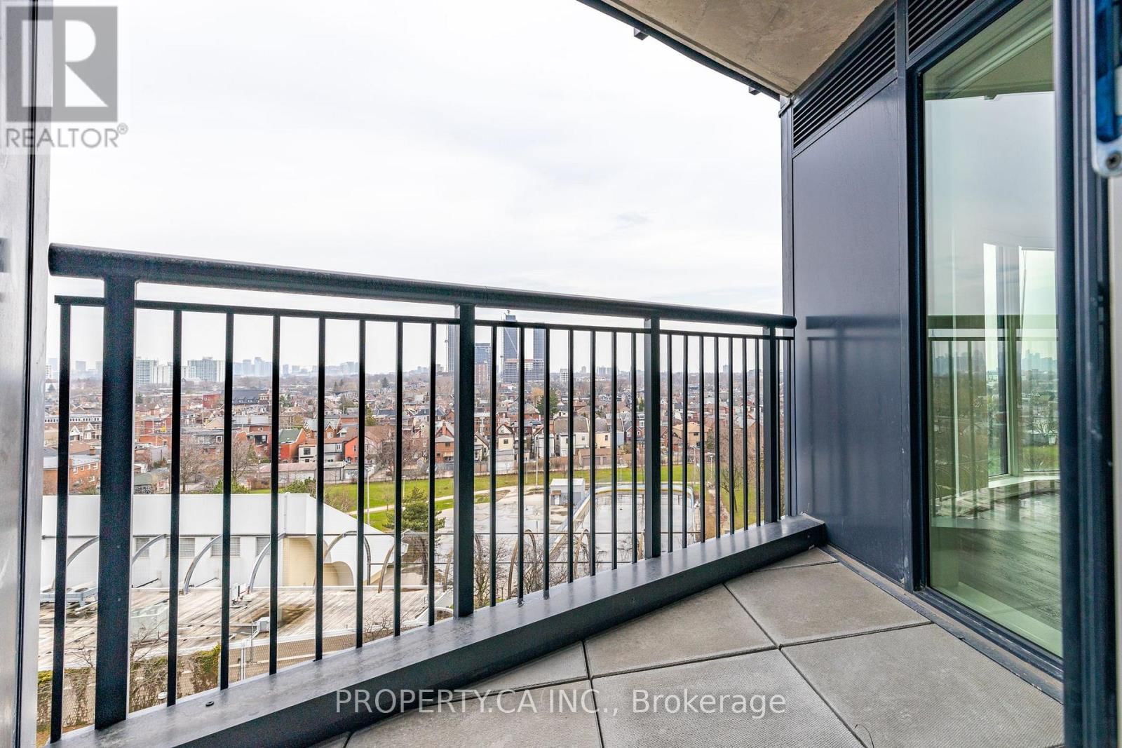 607 - 1185 DUPONT STREET Image 12