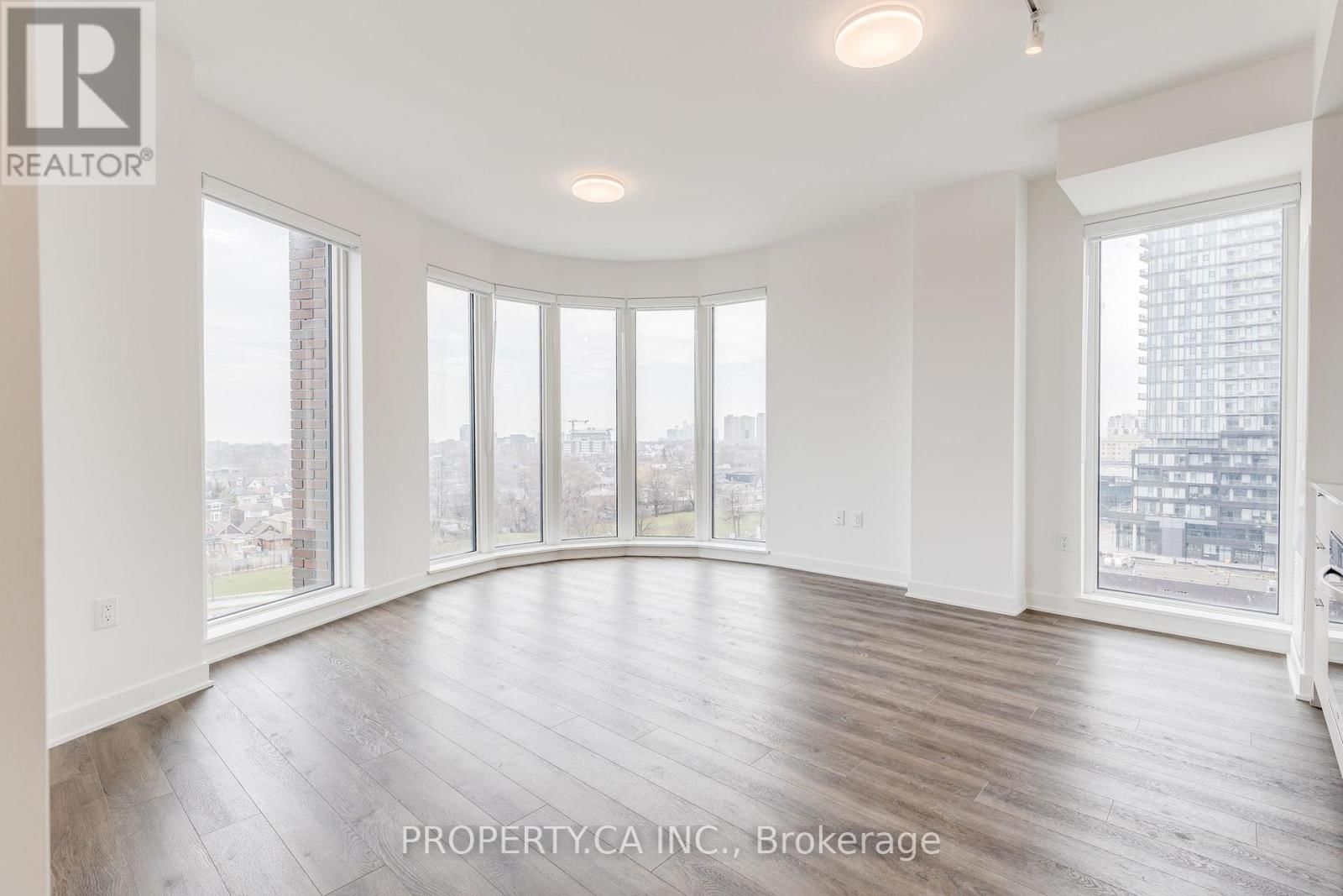 607 - 1185 DUPONT STREET Image 4