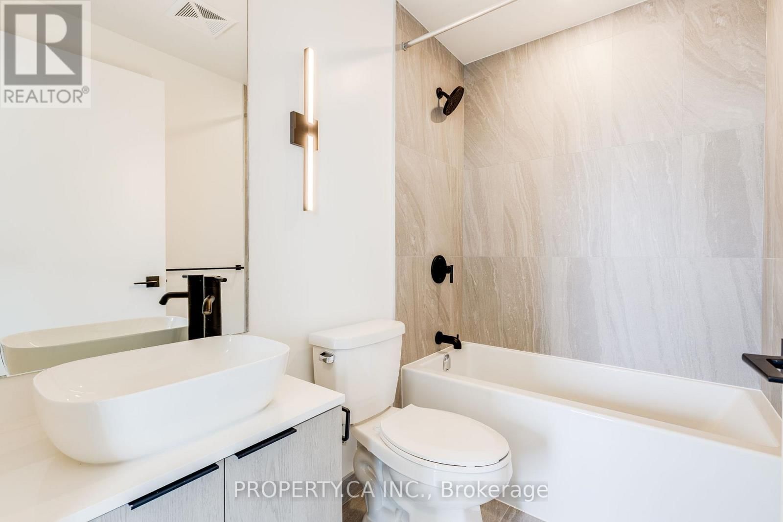 607 - 1185 DUPONT STREET Image 6