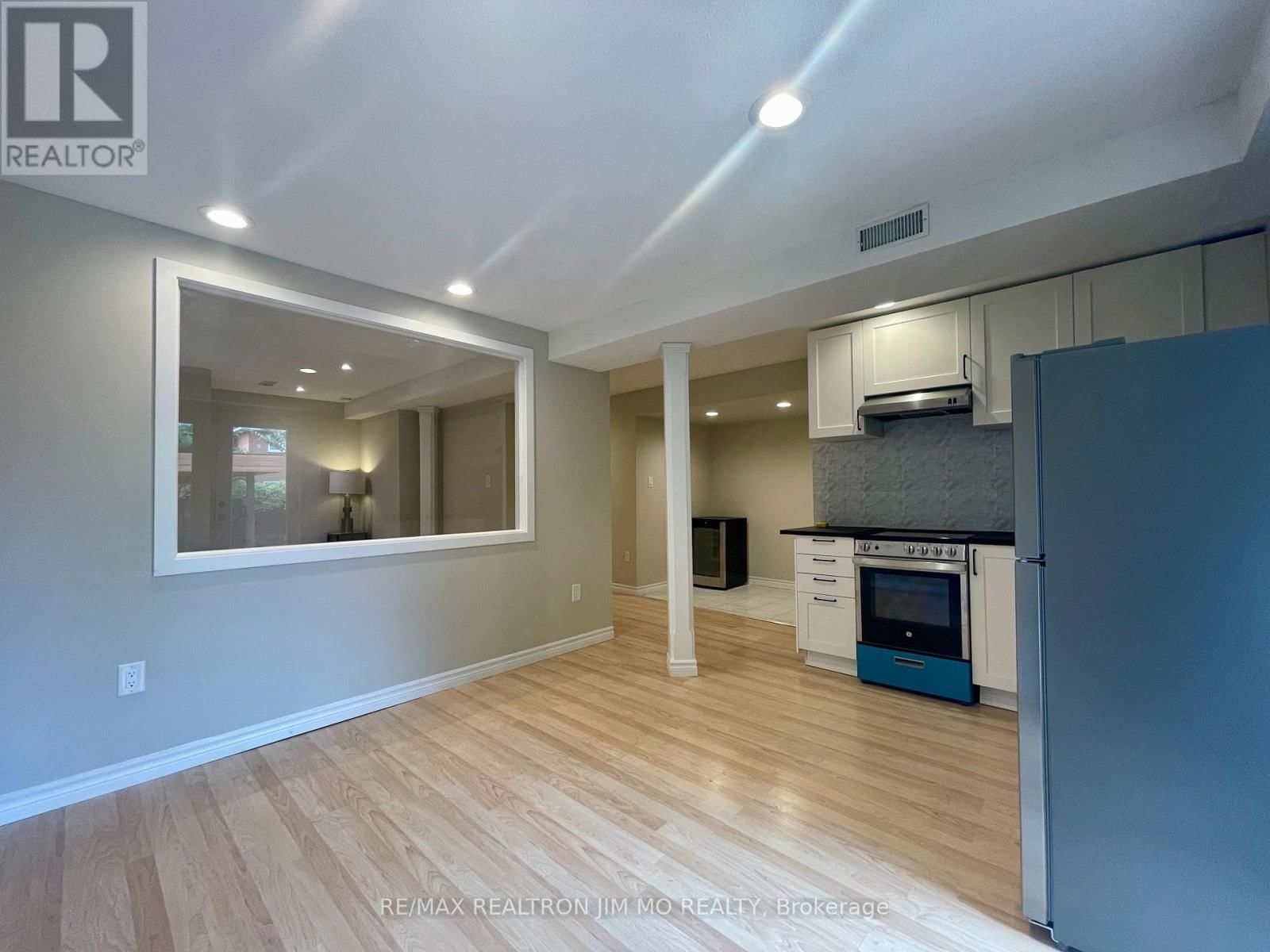 Lower - 5555 LOCKENGATE COURT Image 3