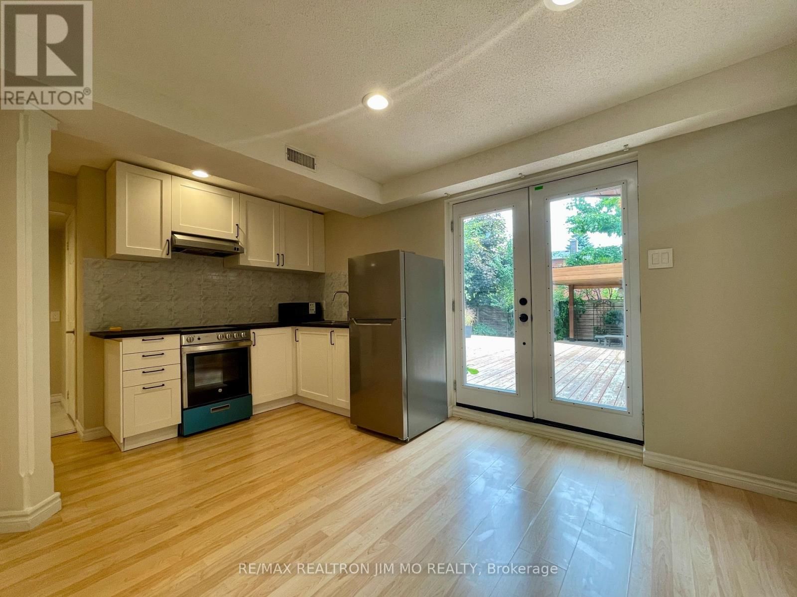 Lower - 5555 LOCKENGATE COURT Image 4