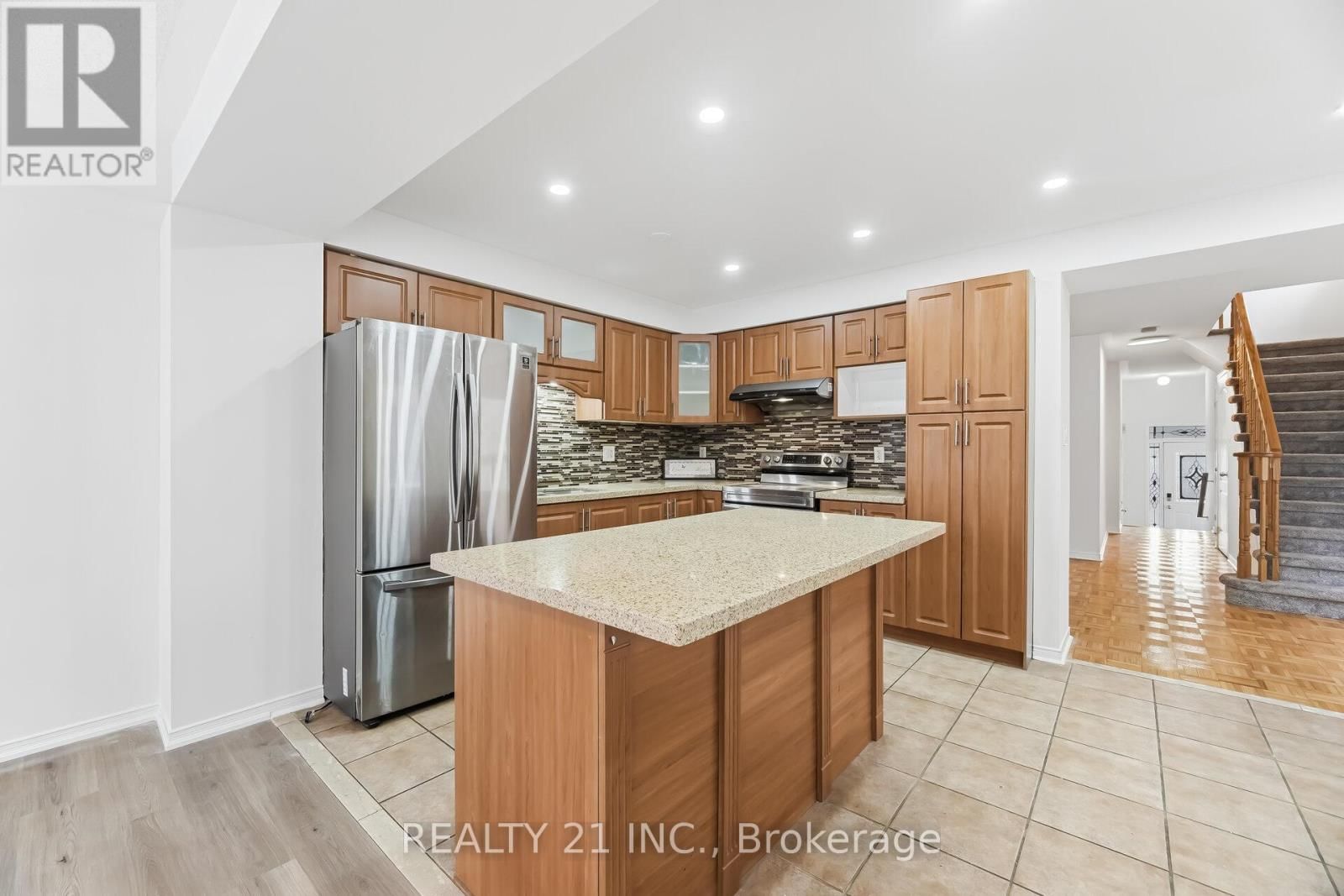 76 SWEET CLOVER CRESCENT Image 10