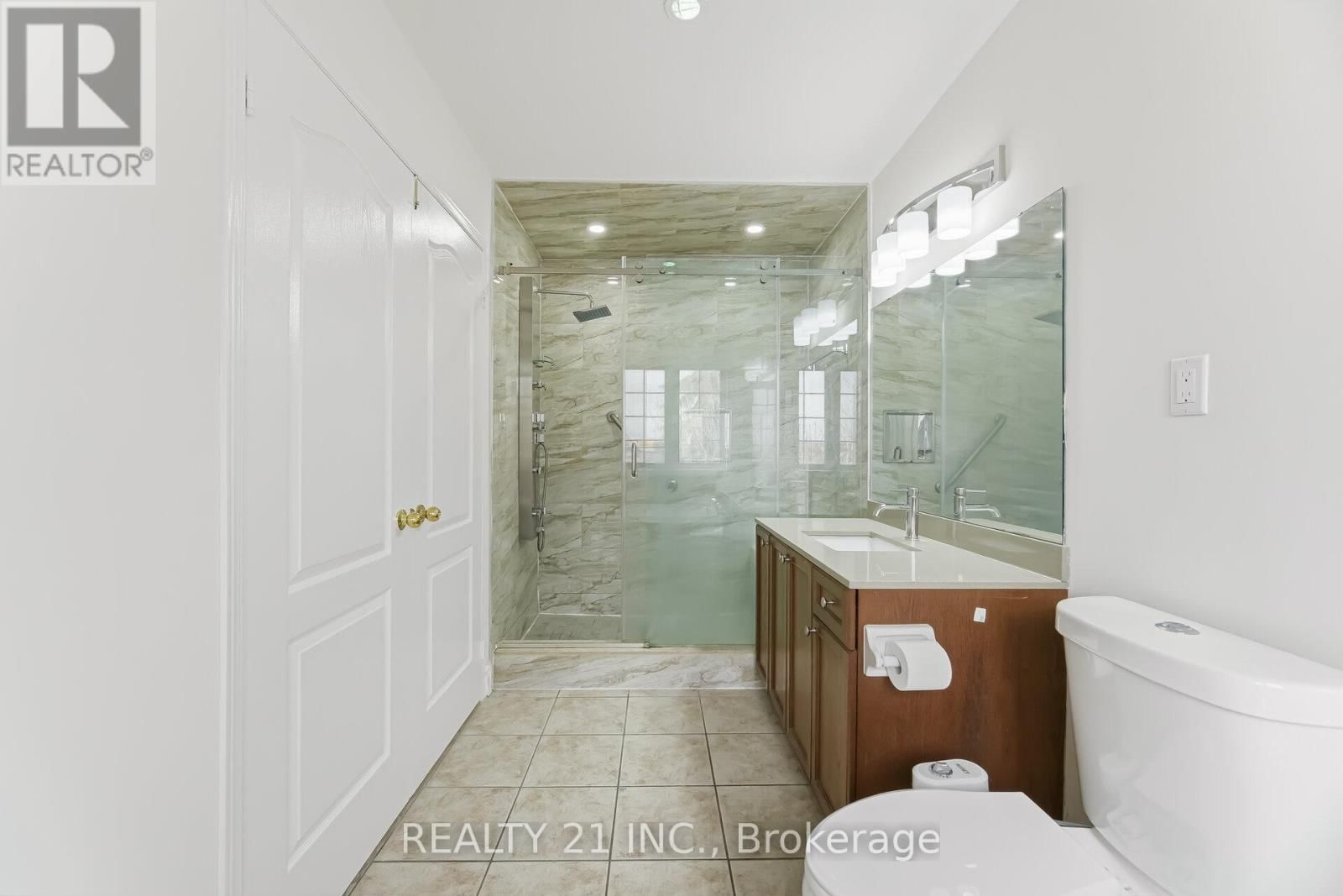 76 SWEET CLOVER CRESCENT Image 31